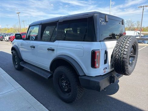 New 2026 Ford Bronco Outer Banks AWD/4WD image 5