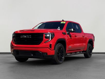 Used 2025 GMC Sierra 1500 Elevation w/ Preferred Package