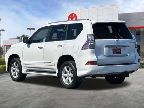 Used 2017 Lexus GX 460 w/ Navigation Package AWD/4WD image 6