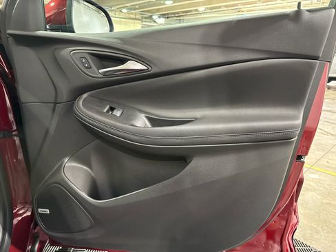 Used 2024 Buick Encore GX Avenir w/ Avenir Technology Package FWD image 29