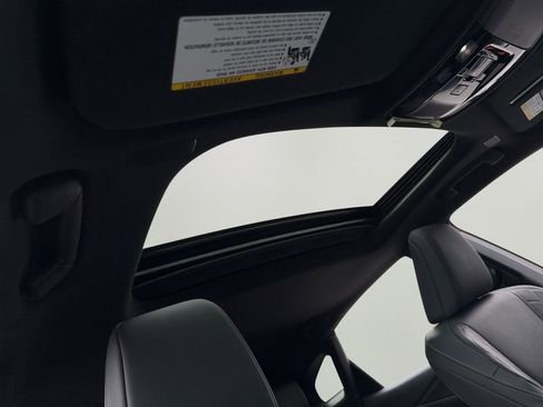 Used 2025 Lexus RX 350 Premium image 6