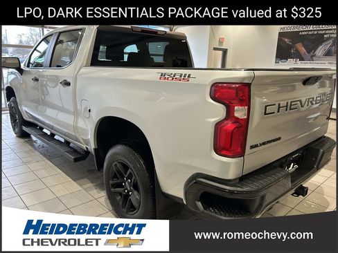 Used 2022 Chevrolet Silverado 1500 LT Trail Boss w/ Bed Protection Package image 5