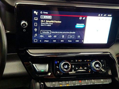 Used 2023 GMC Sierra 1500 AT4 AWD/4WD image 17