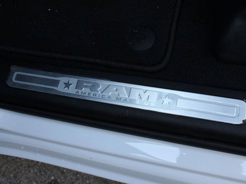 New 2026 RAM 1500 Big Horn AWD/4WD image 18