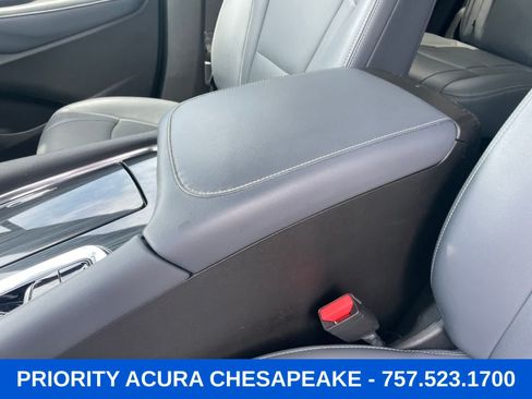Used 2023 Buick Enclave Essence FWD image 21