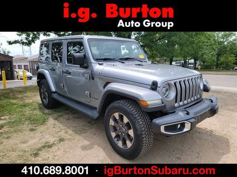Used 2018 Jeep Wrangler Unlimited Sahara w/ Dual Top Group AWD/4WD image 1