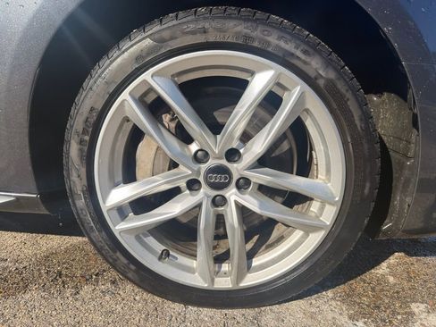 Used 2021 Audi A4 2.0T Premium w/ Convenience Package image 9