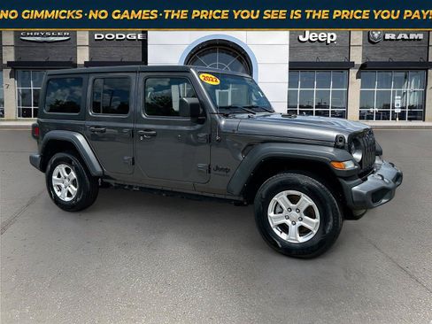 Used 2022 Jeep Wrangler Unlimited Sport AWD/4WD image 1