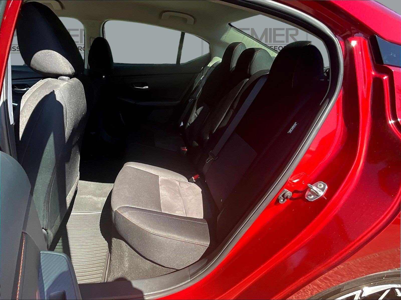 Used 2025 Nissan Sentra SR FWD image 24