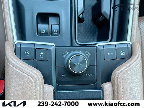 Used 2024 Toyota Grand Highlander Platinum image 31