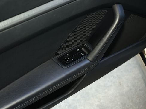 Used 2021 Porsche 911 Carrera image 23