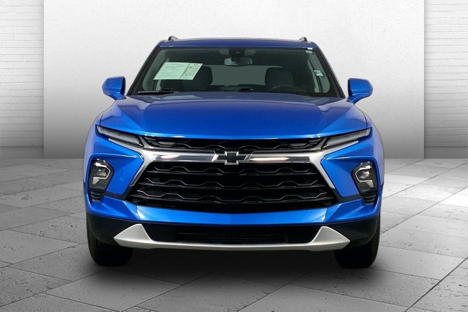 Used 2024 Chevrolet Blazer LT w/ Convenience Package FWD image 2