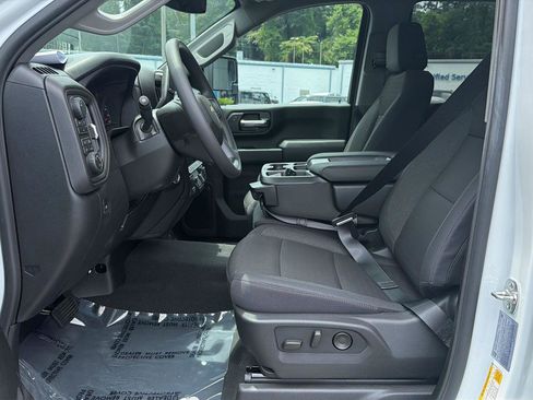 New 2026 Chevrolet Silverado 2500 Custom w/ Custom Value Package AWD/4WD image 9