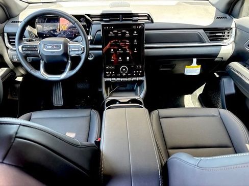 Used 2026 GMC Terrain Elevation w/ Elevation Premium Package FWD image 16