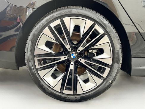 New 2025 BMW 530i xDrive image 35