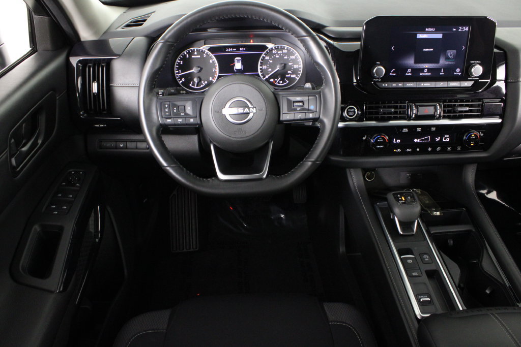 Certified 2024 Nissan Pathfinder SV FWD image 7