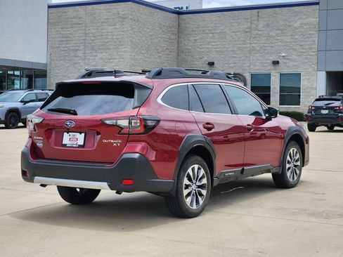 Used 2025 Subaru Outback Limited XT AWD/4WD image 7