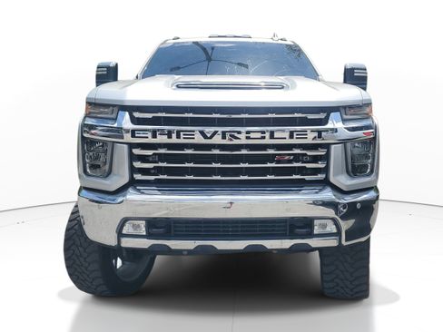 Used 2020 Chevrolet Silverado 2500 LTZ w/ LTZ Plus Package AWD/4WD image 2