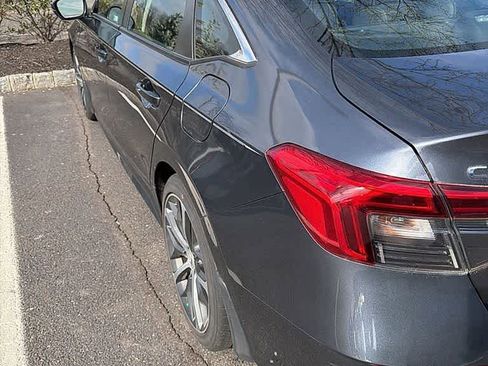 Used 2023 Honda Civic Touring image 11