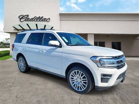 Used 2024 Ford Expedition Limited image 7
