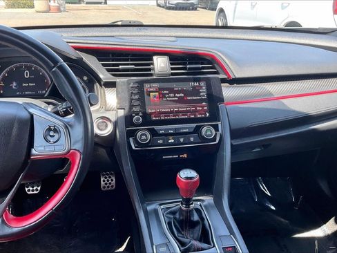 Used 2019 Honda Civic Type R image 6
