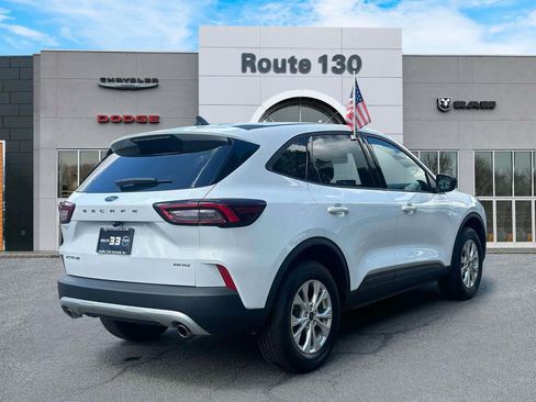 Used 2025 Ford Escape Active w/ Cold Weather Package AWD/4WD image 4