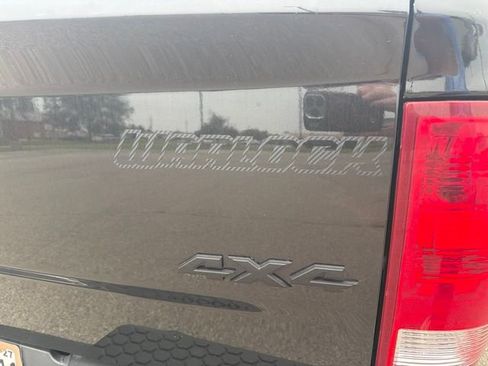 Used 2016 RAM 1500 Express w/ Black Ram 1500 Express Group AWD/4WD image 12