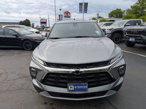 Used 2023 Chevrolet Blazer LT AWD/4WD image 11