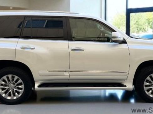 Used 2019 Lexus GX 460 Premium image 6