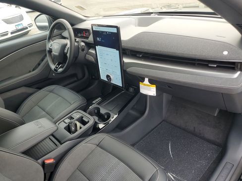 New 2026 Ford Mustang Mach-E GT image 18