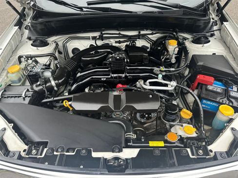 Used 2011 Subaru Forester 2.5X Premium w/ All-Weather Pkg image 7