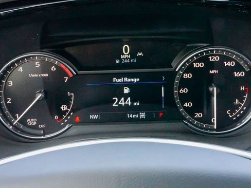 New 2026 Cadillac XT5 Luxury image 18