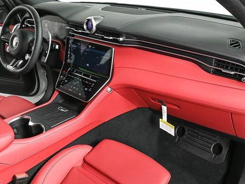 New 2025 Maserati Grecale Modena image 26
