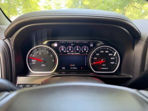 Used 2019 Chevrolet Silverado 1500 LTZ w/ LTZ Premium Package AWD/4WD image 17