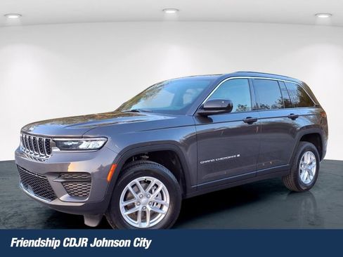New 2026 Jeep Grand Cherokee Laredo X AWD/4WD image 1