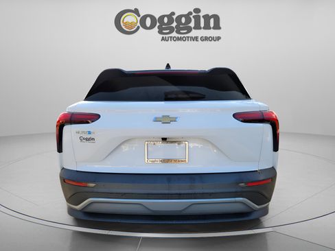 New 2026 Chevrolet Blazer EV LT image 3