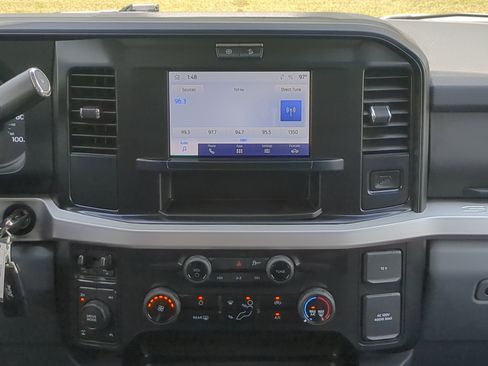 Certified 2025 Ford F250 XLT AWD/4WD image 16