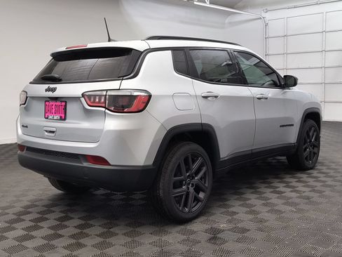 New 2026 Jeep Compass Latitude AWD/4WD image 8