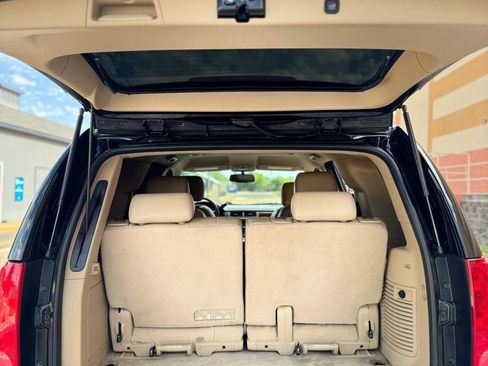 Used 2012 GMC Yukon SLT w/ SLT-2 Equipment Package RWD image 21