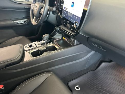 Used 2025 Lexus NX 350 AWD w/ Accessory Package (2T) image 13