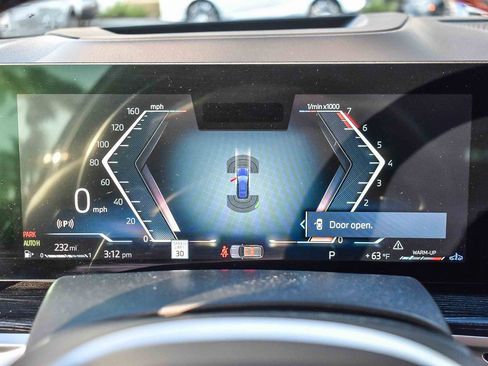 Used 2023 BMW X7 M60i w/ Executive Package image 15