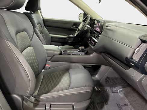 New 2026 Nissan Pathfinder SV w/ Cargo Package AWD/4WD image 10