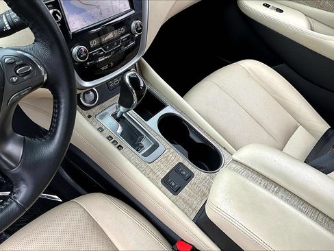 Used 2024 Nissan Murano SL w/ Cargo Package FWD image 18