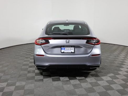Used 2023 Honda Civic Sport image 6