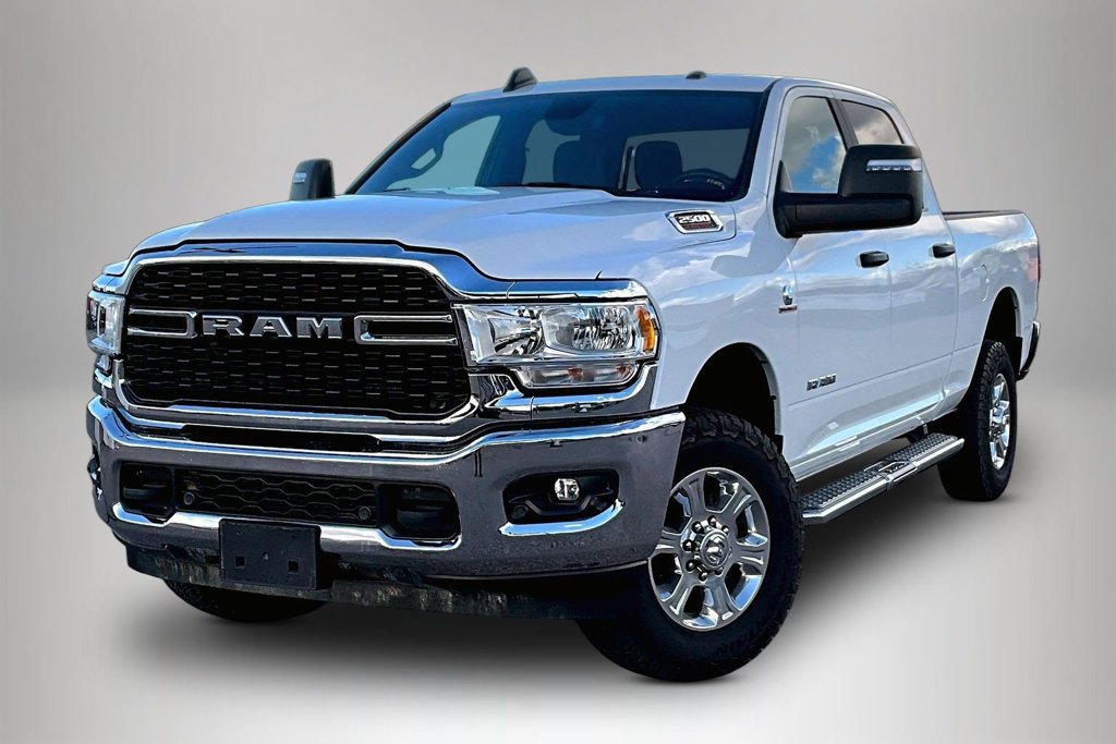Used 2024 RAM 2500 Big Horn w/ Off Road Package AWD/4WD image 3