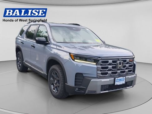 New 2026 Honda Pilot TrailSport image 3