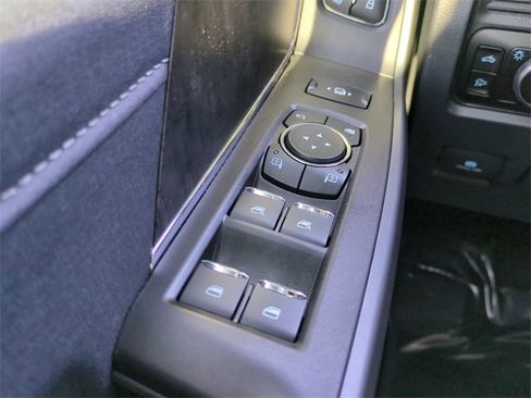 Used 2026 Ford F250 Lariat w/ Chrome Package image 28