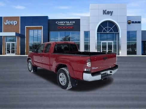 Used 2011 Toyota Tacoma 4x4 Access Cab w/ SR5 Pkg #2 image 3