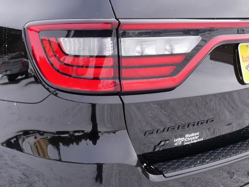 Certified 2024 Dodge Durango GT image 17
