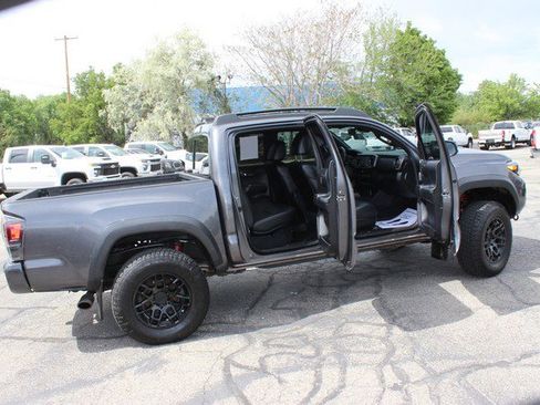 Used 2020 Toyota Tacoma TRD Pro AWD/4WD image 16